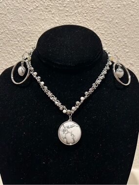Silver-Tone White Marble Pendant Necklace and Earrings Set